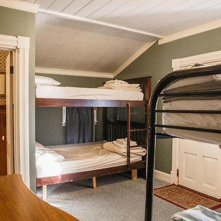 The Hostel California Bishop Εξωτερικό φωτογραφία