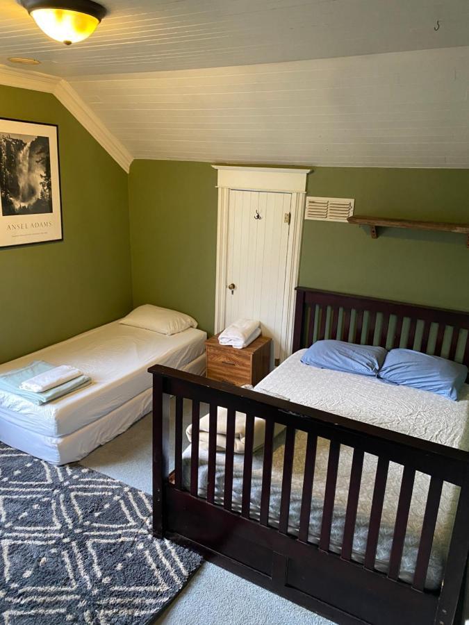 The Hostel California Bishop Εξωτερικό φωτογραφία