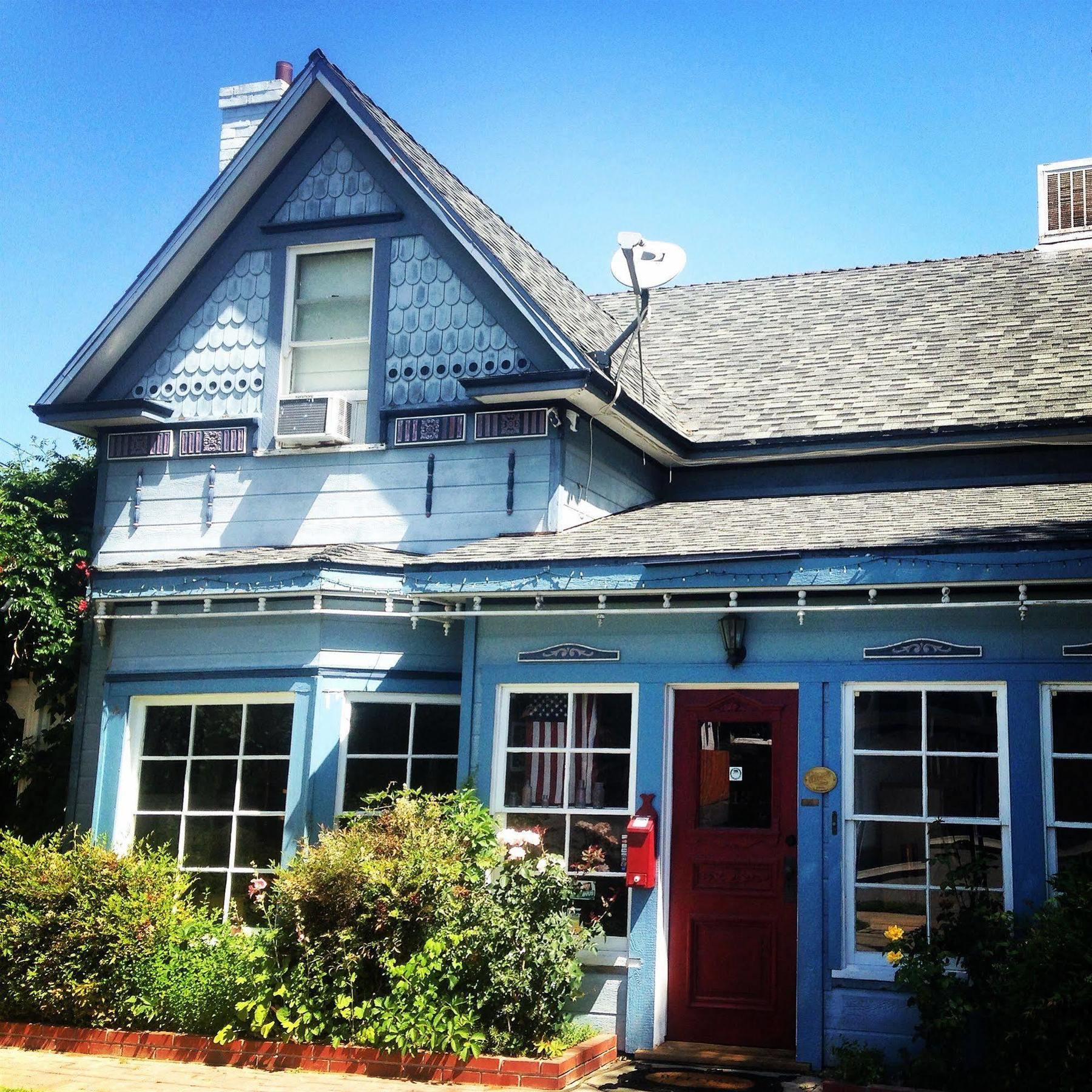 The Hostel California Bishop Εξωτερικό φωτογραφία